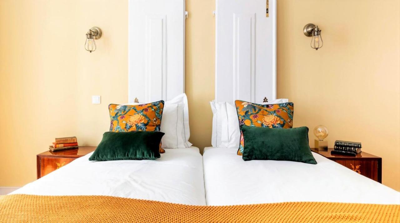 Lel Madalena Guesthouse リスボン エクステリア 写真